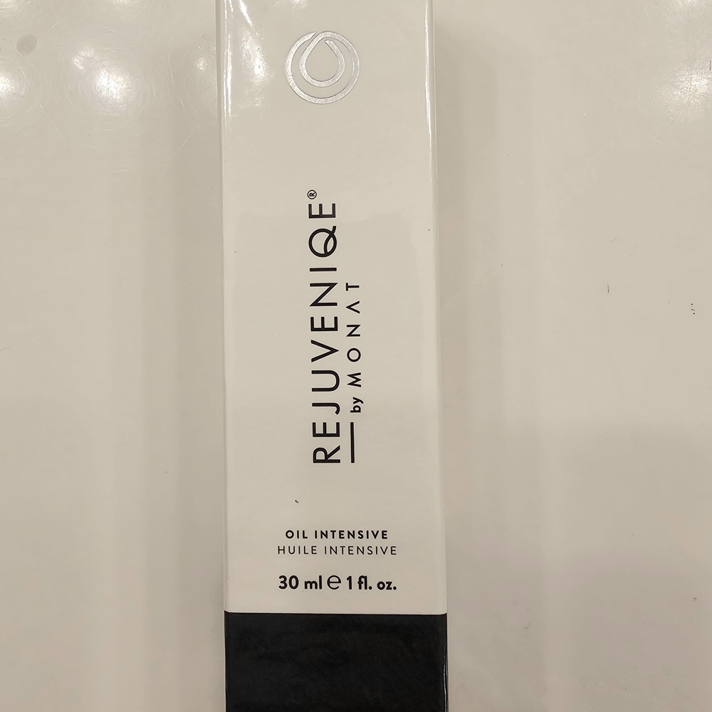 Monat Rejuveniqe Oil Intensive Hair Treatment